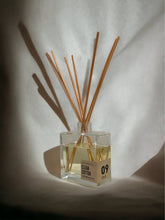 Load image into Gallery viewer, Reed Diffuser